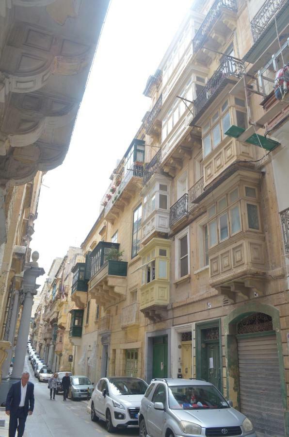 Valletta Studio Apartment Exteriör bild